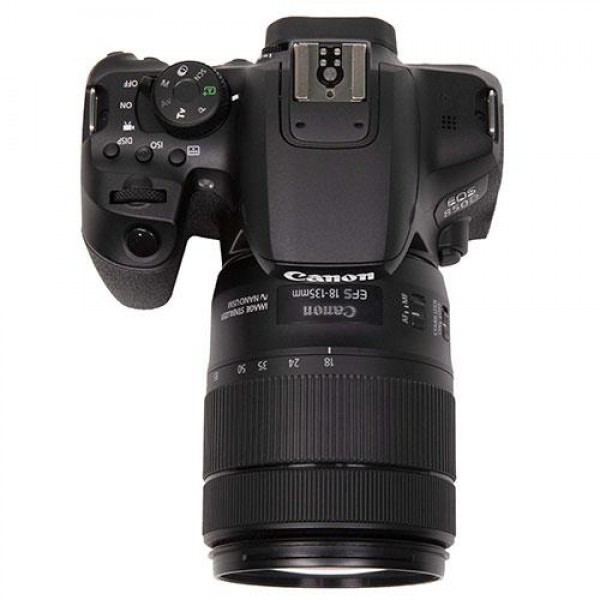 Canon EOS-850D + Canon EF-S 18-135mm IS STM (Garantía Española)